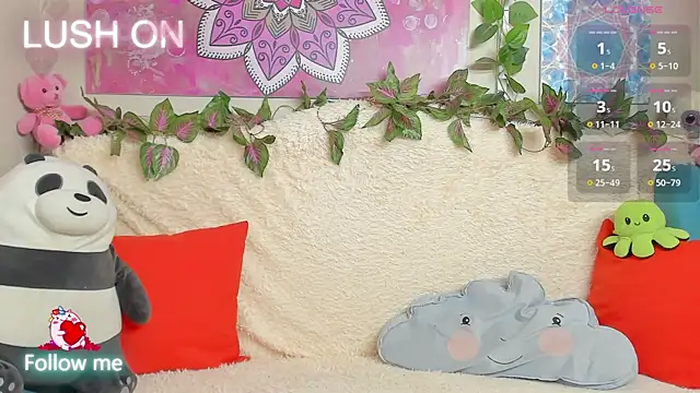 Snapshot of Ann_EX_Mooni chatting on December 7, 9:28 am Ann EX Mooni online show from December 7, 9:28 am