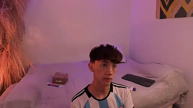 Tomy Rox online show from February 5, 8:57 pm