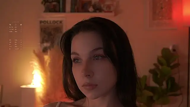 Snapshot of DramaQueennn_ chatting on February 7, 1:31 am DramaQueennn online show from February 7, 1:31 am