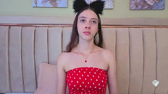 sophiia grey 1 online show from October 31, 8:32 pm