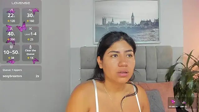 Snapshot of hottie_mine_ chatting on January 28, 7:10 pm hottie mine online show from January 28, 7:10 pm