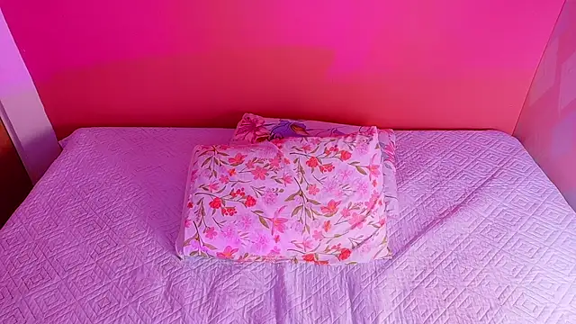 cattaleeyaa online show from October 4, 12:36 pm