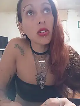 Snapshot of Zorrita_Fox chatting on April 19, 12:11 am Zorrita Fox online show from April 19, 12:11 am