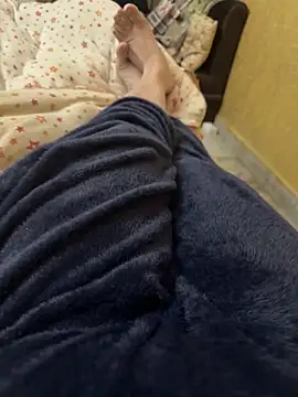 Snapshot of Meghnaaaaaa chatting on February 14, 6:21 am Meghnaaaaaa online show from February 14, 6:21 am