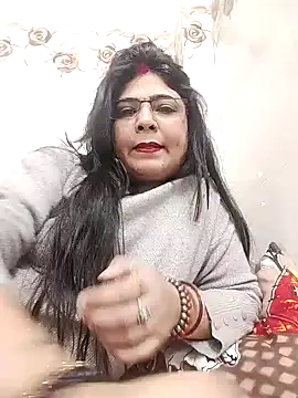 Snapshot of Husnpari20 chatting on January 5, 10:43 am Husnpari20 online show from January 5, 10:43 am