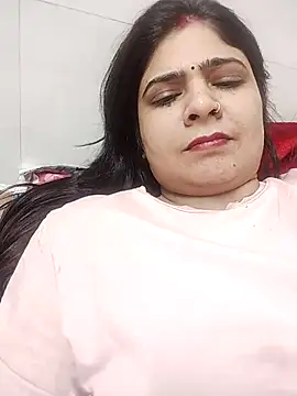 Snapshot of Husnpari20 chatting on February 22, 6:52 pm Husnpari20 online show from February 22, 6:52 pm