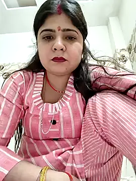 Snapshot of Husnpari20 chatting on March 13, 5:00 am Husnpari20 online show from March 13, 5:00 am