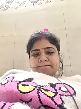 Husnpari20 online show from January 19, 5:55 am