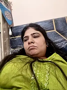 Snapshot of Husnpari20 chatting on March 30, 4:35 am Husnpari20 online show from March 30, 4:35 am