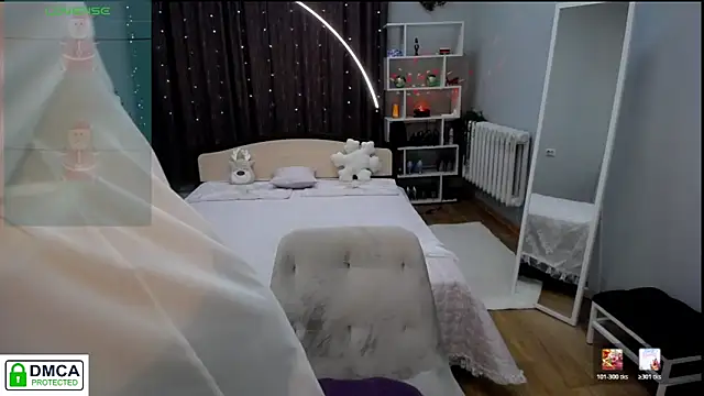 BlondeBrilliant7 online show from December 20, 7:59 am