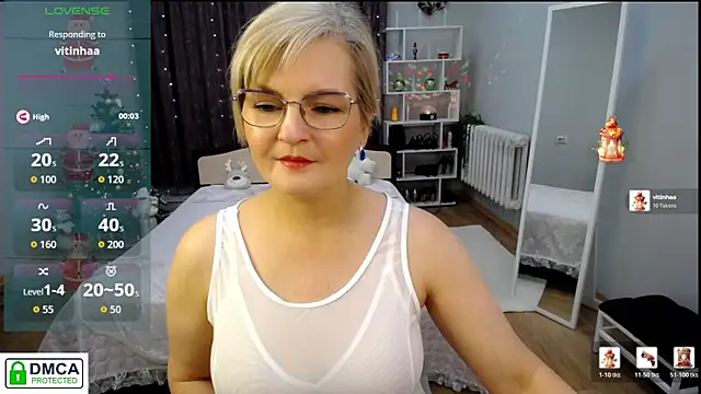 BlondeBrilliant7 online show from December 21, 7:48 am