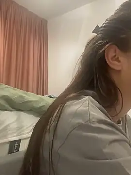 SecretSienna online show from March 9, 2:04 am