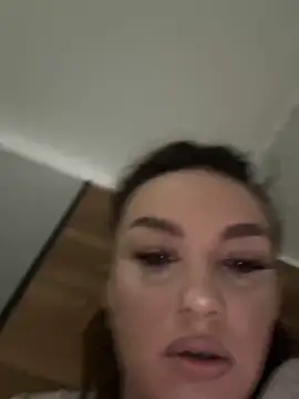 SecretSienna online show from March 20, 2:27 am