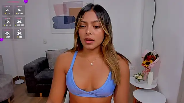 amandaconner online show from March 11, 4:43 am