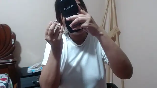 Snapshot of Ainhoa-hot chatting on March 25, 4:07 am Ainhoa-hot online show from March 25, 4:07 am