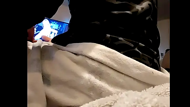 Snapshot of Pegg-fist-me chatting on November 17, 1:00 am Pegg-fist-me online show from November 17, 1:00 am