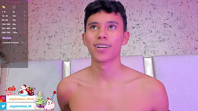 Snapshot of Angel_esteban_fx chatting on December 6, 9:54 am Angel esteban fx online show from December 6, 9:54 am
