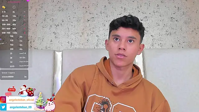 Snapshot of Angel_esteban_fx chatting on December 28, 9:52 am Angel esteban fx online show from December 28, 9:52 am