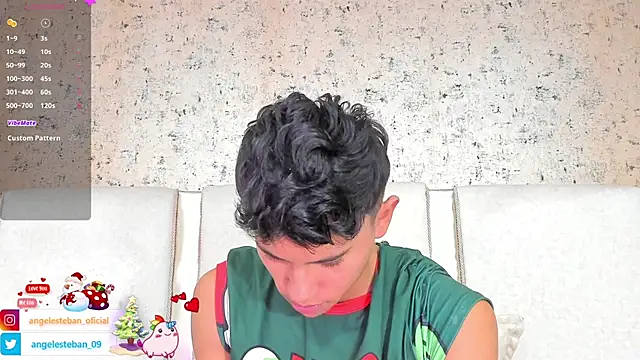 Snapshot of Angel_esteban_fx chatting on December 29, 9:50 am Angel esteban fx online show from December 29, 9:50 am
