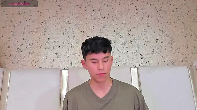 Snapshot of Angel_esteban_fx chatting on January 7, 3:35 am Angel esteban fx online show from January 7, 3:35 am