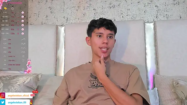 Snapshot of Angel_esteban_fx chatting on February 28, 9:58 am Angel esteban fx online show from February 28, 9:58 am