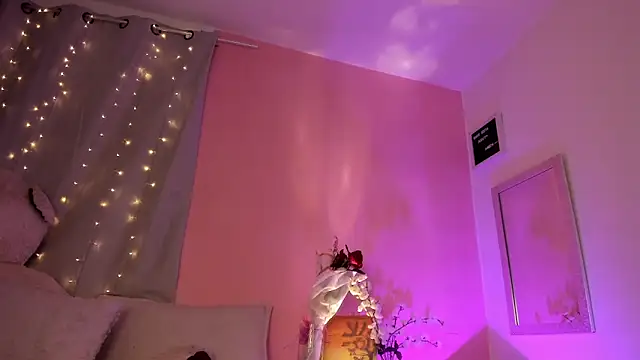 Snapshot of hannacruzsj chatting on March 7, 6:43 am hannacruzsj online show from March 7, 6:43 am