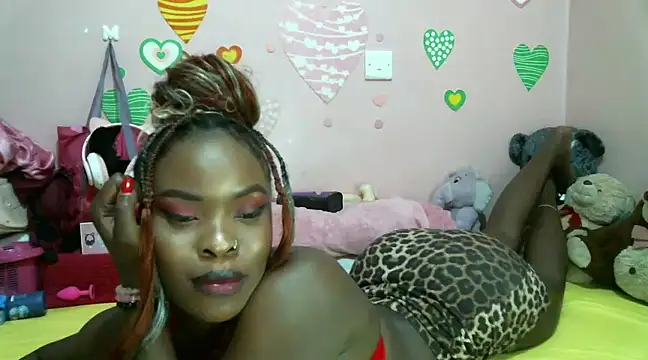 Snapshot of hot_cupcake01 chatting on December 15, 5:34 am hot cupcake01 online show from December 15, 5:34 am