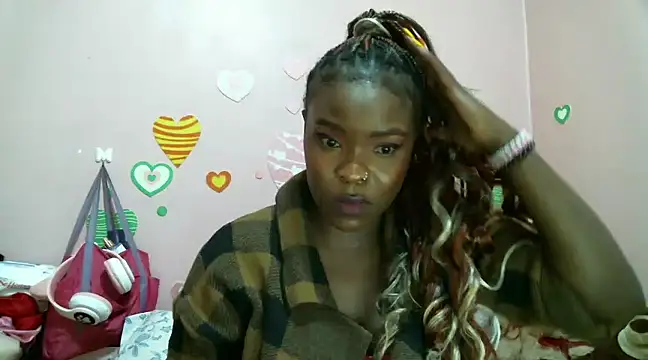 Snapshot of hot_cupcake01 chatting on December 20, 1:58 am hot cupcake01 online show from December 20, 1:58 am