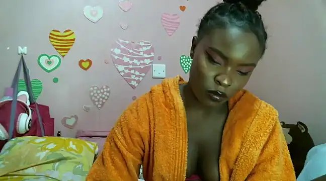 Snapshot of hot_cupcake01 chatting on January 19, 1:00 am hot cupcake01 online show from January 19, 1:00 am