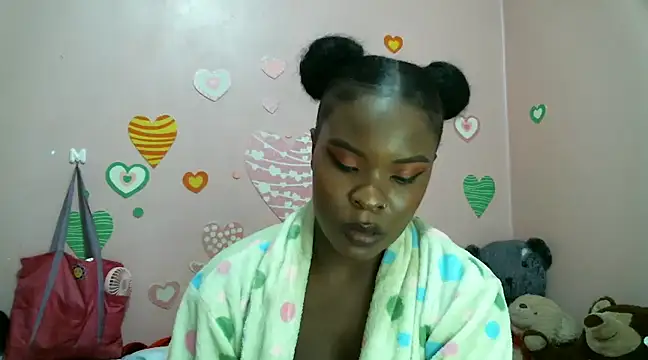 Snapshot of hot_cupcake01 chatting on January 26, 2:14 am hot cupcake01 online show from January 26, 2:14 am