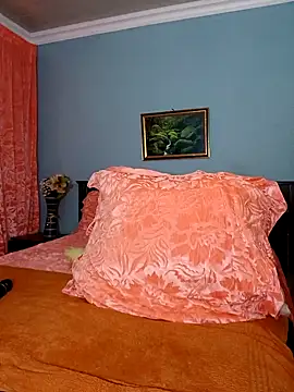 Snapshot of TALLNSEXY48 chatting on February 25, 12:36 am TALLNSEXY48 online show from February 25, 12:36 am