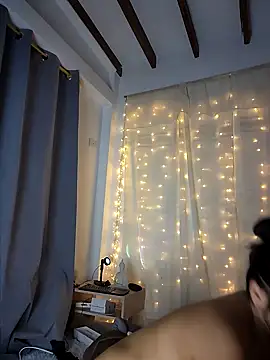 Snapshot of Juanelopez1 chatting on December 22, 7:33 am Juanelopez1 online show from December 22, 7:33 am