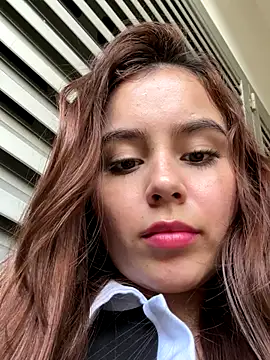 Snapshot of Juanelopez1 chatting on November 13, 7:35 pm Juanelopez1 online show from November 13, 7:35 pm