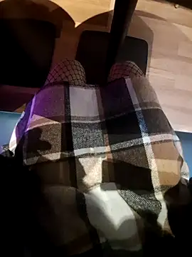 SexyErola27 online show from December 19, 3:52 pm