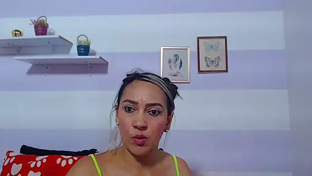 Snapshot of kimberlyvega chatting on March 19, 6:56 pm kimberlyvega online show from March 19, 6:56 pm