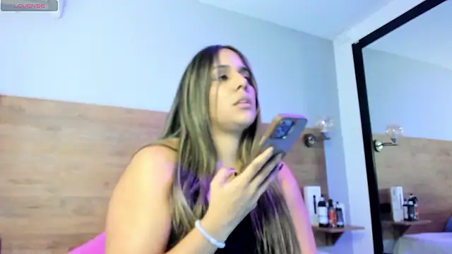 DeboraEvans online show from February 5, 8:24 pm