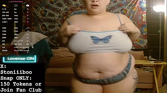 Stoniiiboo online show from October 10, 12:48 pm