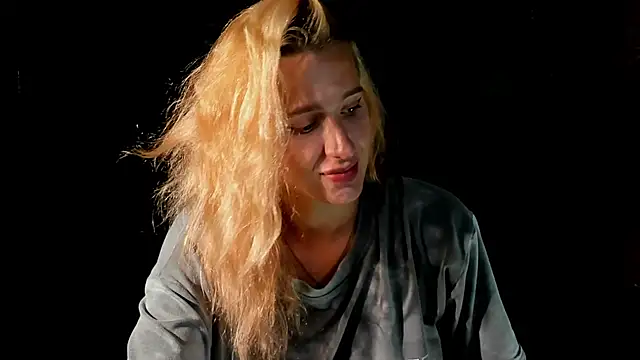 Snapshot of daughter_of_Ronaldo chatting on October 4, 5:33 pm daughter of Ronaldo online show from October 4, 5:33 pm