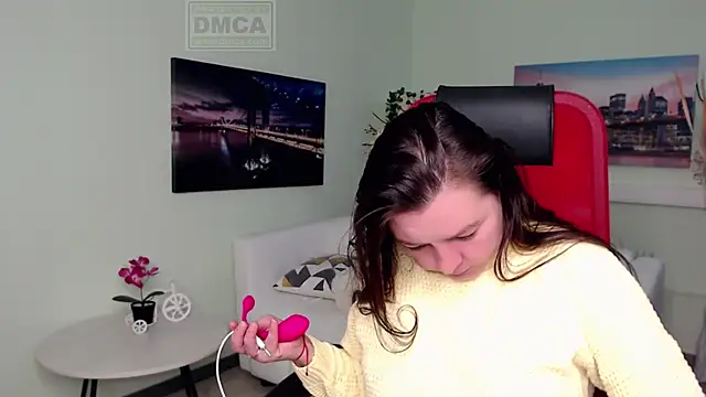 Lily flower7 online show from December 1, 5:01 am