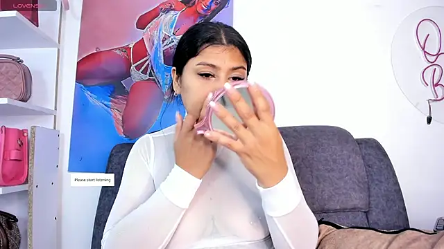 Snapshot of CandyRoxx1_ chatting on November 14, 5:55 pm CandyRoxx1 online show from November 14, 5:55 pm