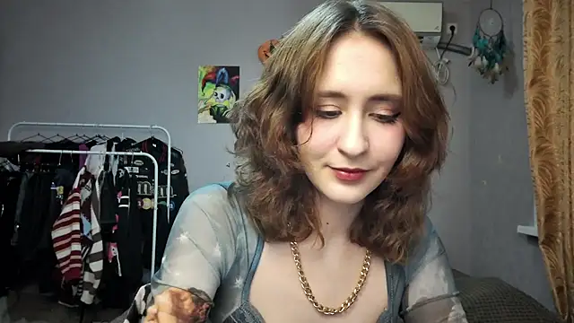 JoannaTompson online show from March 8, 3:28 am