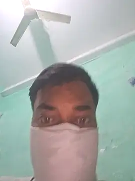 Snapshot of Sexycouple112@xh chatting on February 15, 1:31 am Sexycouple112xh online show from February 15, 1:31 am