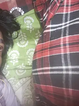 Snapshot of Sexycouple112@xh chatting on November 1, 5:59 pm Sexycouple112xh online show from November 1, 5:59 pm