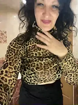 Snapshot of Katie-n chatting on March 7, 12:45 pm Katie-n online show from March 7, 12:45 pm