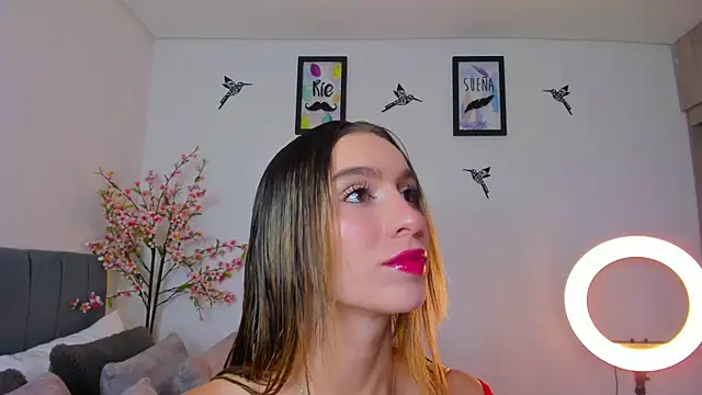 im sarah34 online show from January 4, 2:46 pm