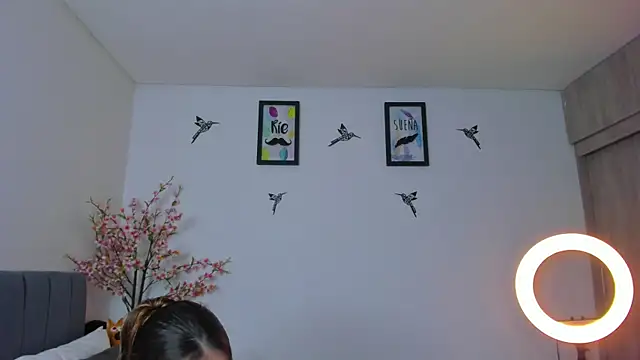 im sarah34 online show from March 4, 2:38 am