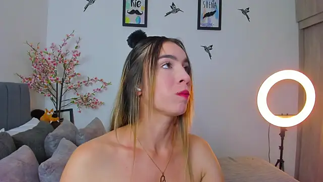 im sarah34 online show from March 15, 9:19 am