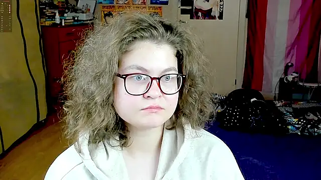 Sashy Way online show from October 23, 9:24 pm