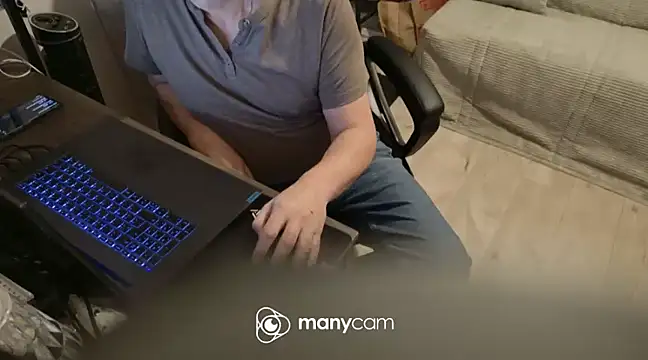 lolacharlyxh online show from January 24, 5:11 pm