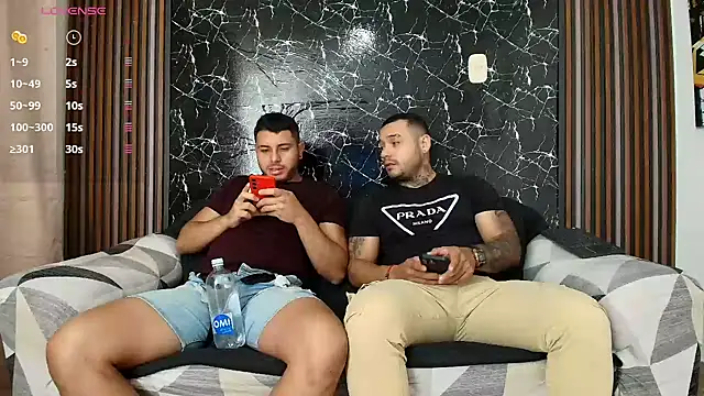 Snapshot of hott_dicks chatting on February 11, 8:52 pm hott dicks online show from February 11, 8:52 pm